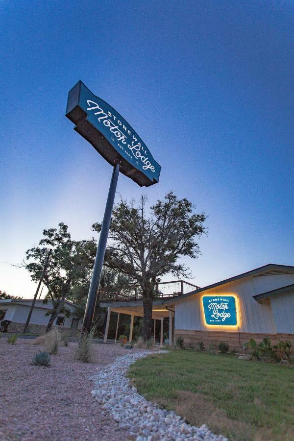 Stonewall Motor Lodge Экстерьер фото